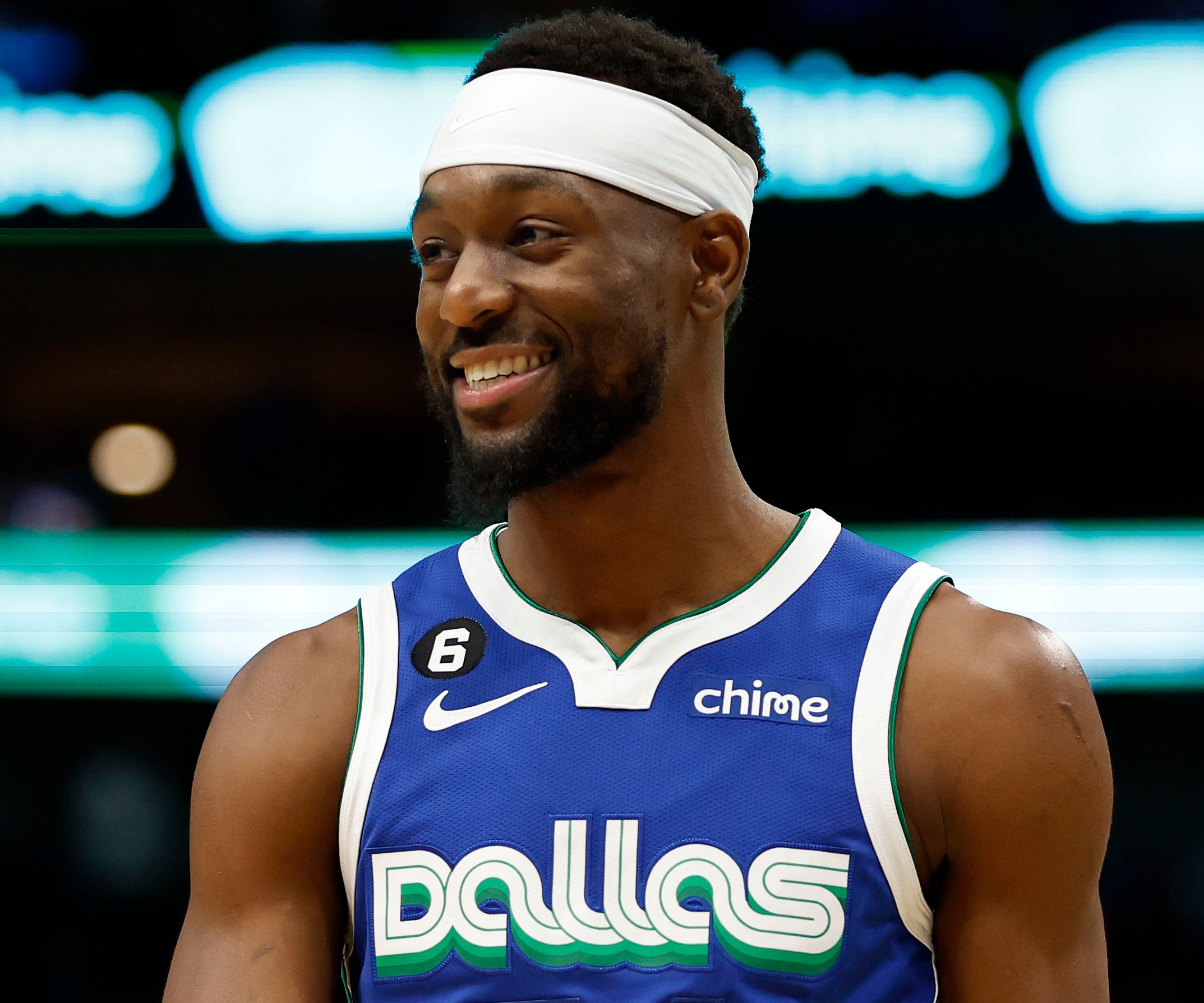 年纪轻轻 年纪轻轻